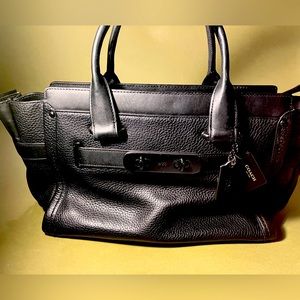 Coach Swagger Carryall Black Hardware/leather great condition! Satchel crossbody